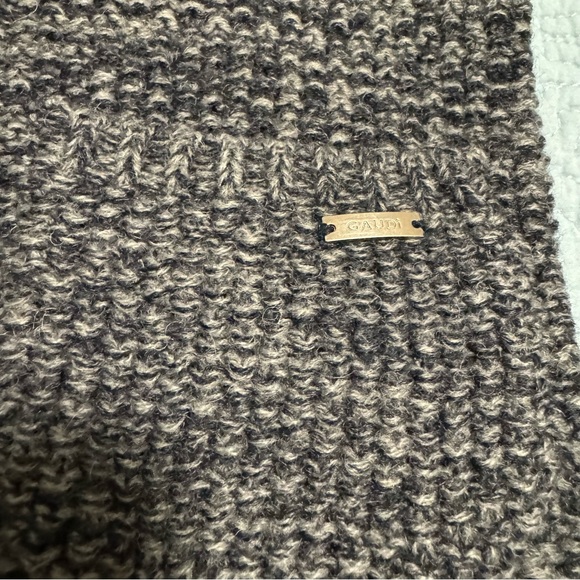 GAUDI Italian Kids Button Down Sweater with Pockets. NWT - Picture 4 of 8